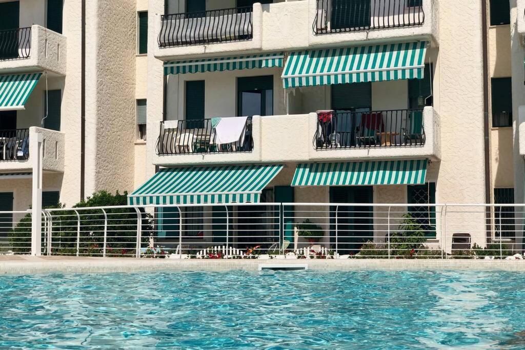 El Palmar Residence Vista-Mare e Vista-Piscina Lido di Jesolo Exterior foto